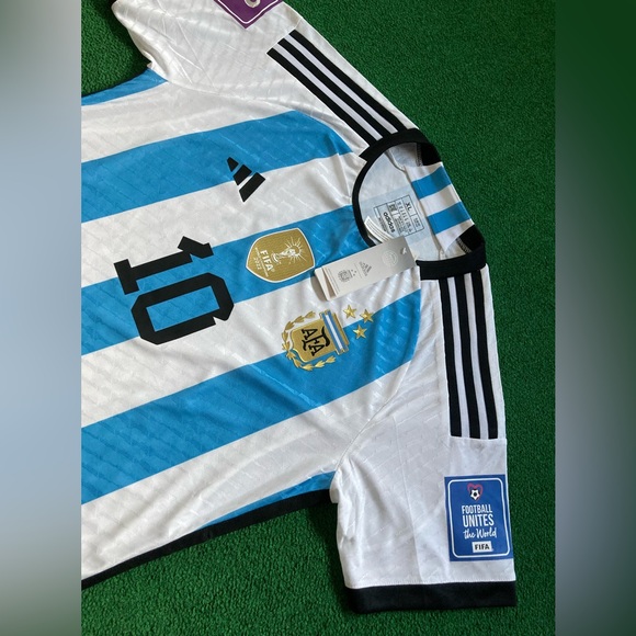 NWT Argentina 2022 WC Champs Gold Patch 3-star PLAYER VERSION Jersey “Messi 10” - Picture 3 of 6